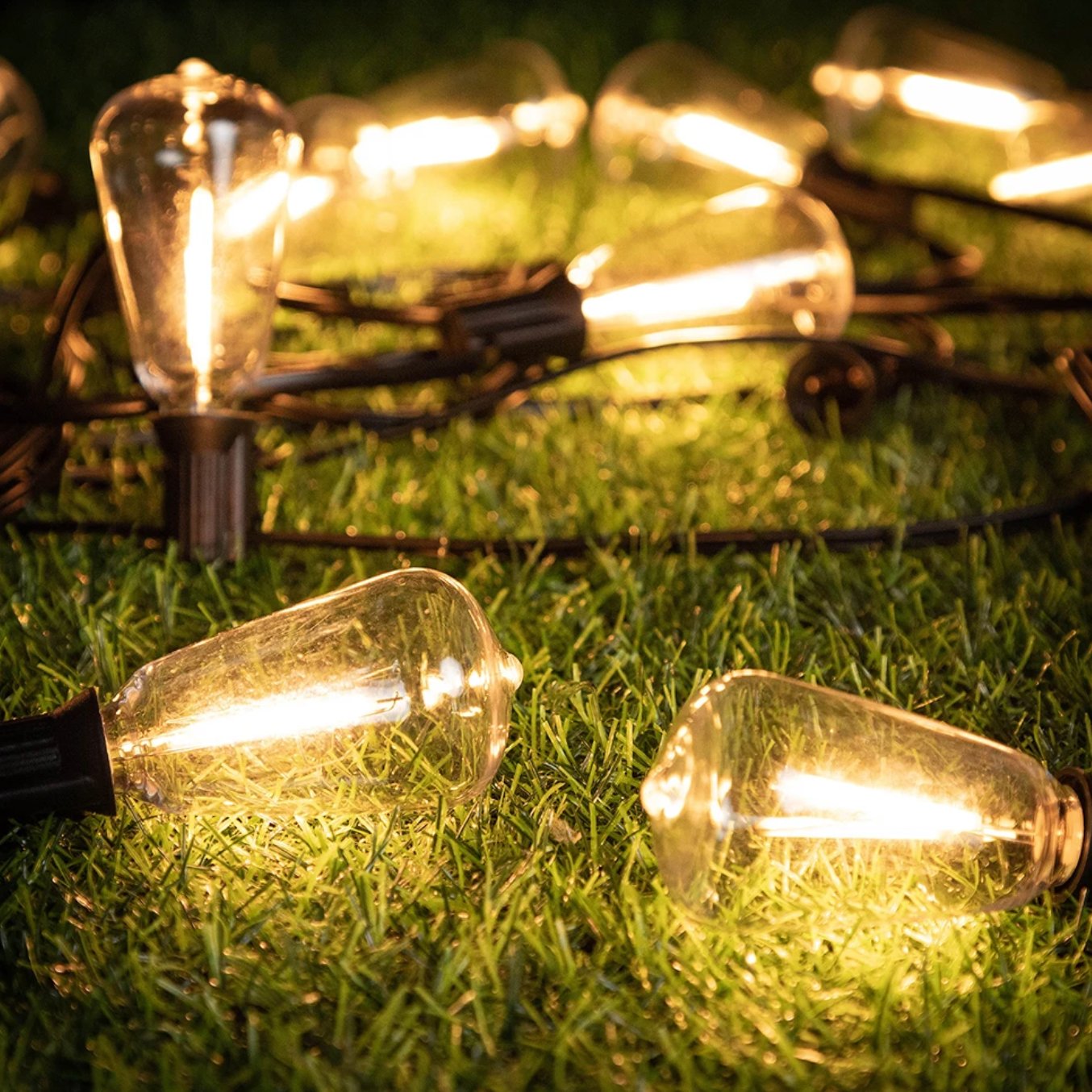 String Lights Shatterproof Waterproof 15-Bulb Electric Outdoor