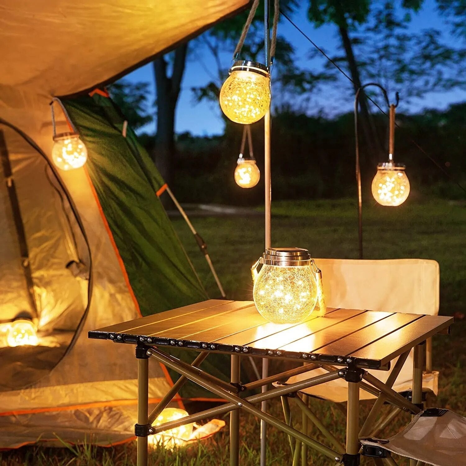 Solar Glass Globe Lantern Waterproof Dusk-to-Dawn Outdoor Lighting