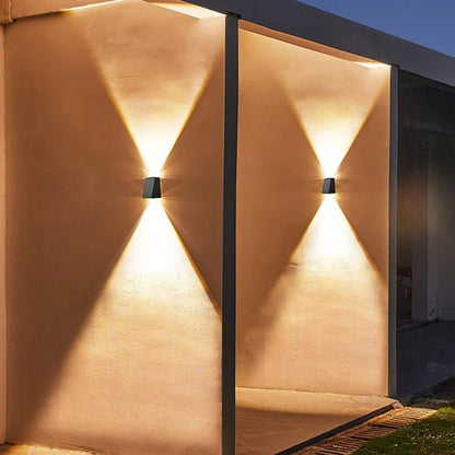LED Wall Light, Solar, Dusk-to-Dawn, IP44, Wireless, Outdoor
