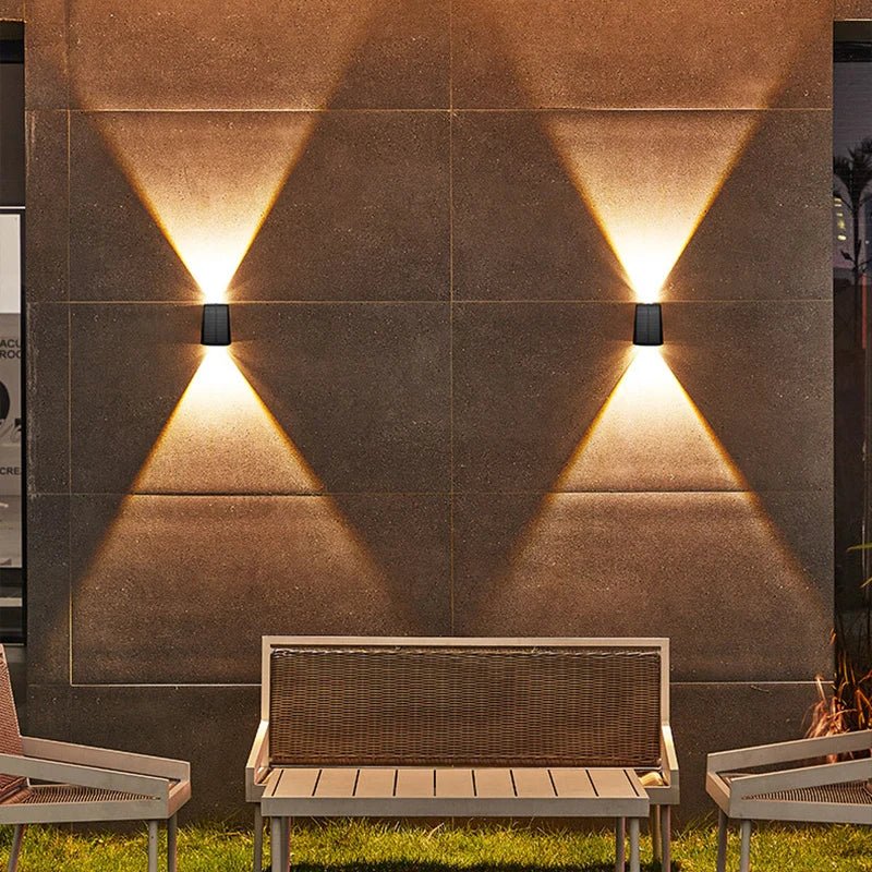 LED Wall Light, Solar, Dusk-to-Dawn, IP44, Wireless, Outdoor