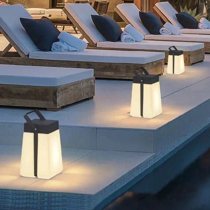 Solar Box Lantern LED IP65 Dusk-to-Dawn Outdoor Decor