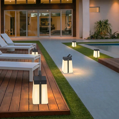 Solar Box Lantern LED IP65 Dusk-to-Dawn Outdoor Decor