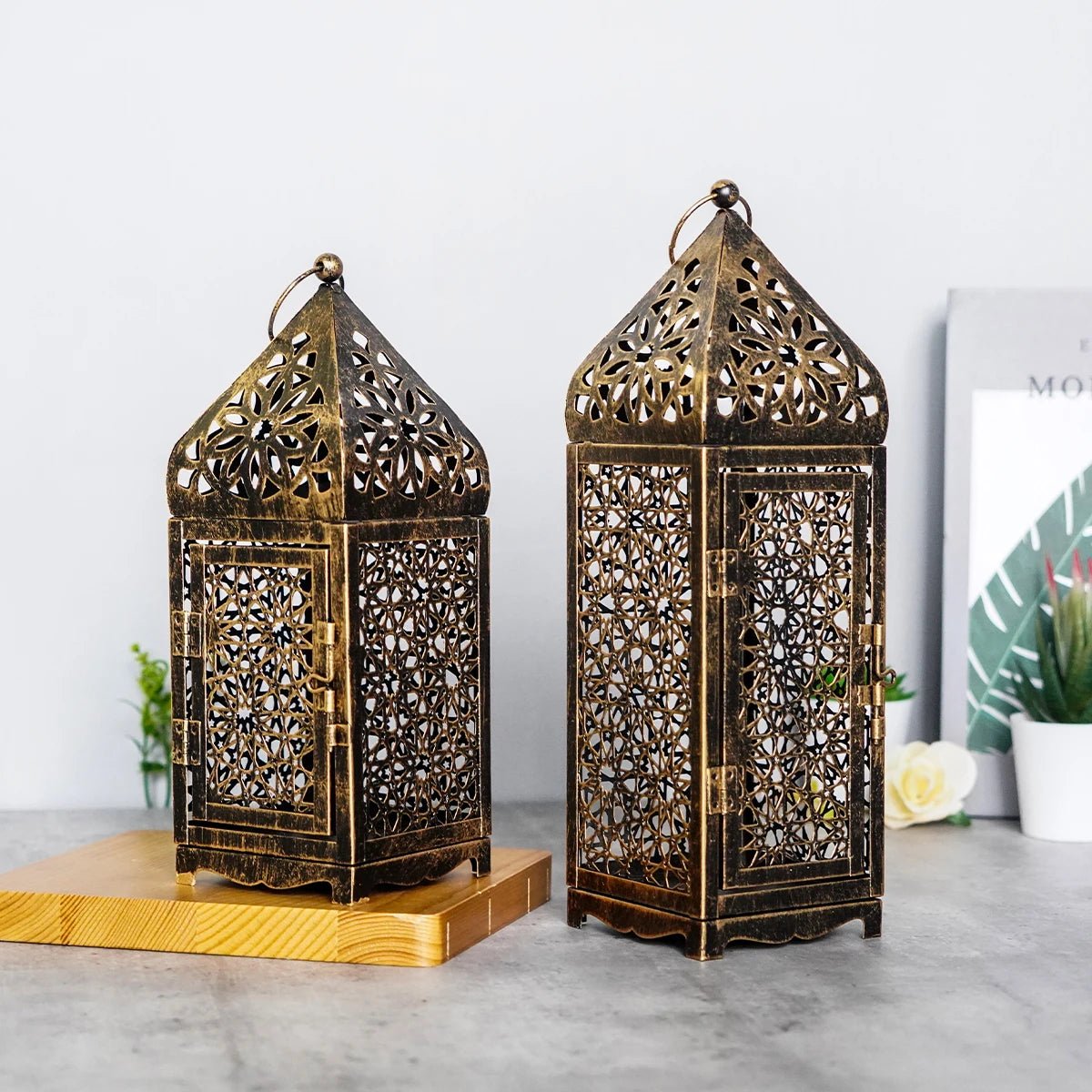 Japanese Cage Lantern, Iron, for Candle, Indoor Outdoor