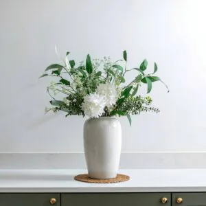 Lifelike White Dahlia Faux Flower Arrangement, 13 Stems Artificial Flowers for Living Room Elegant Decor, No Watering Needed Vase Not Included
