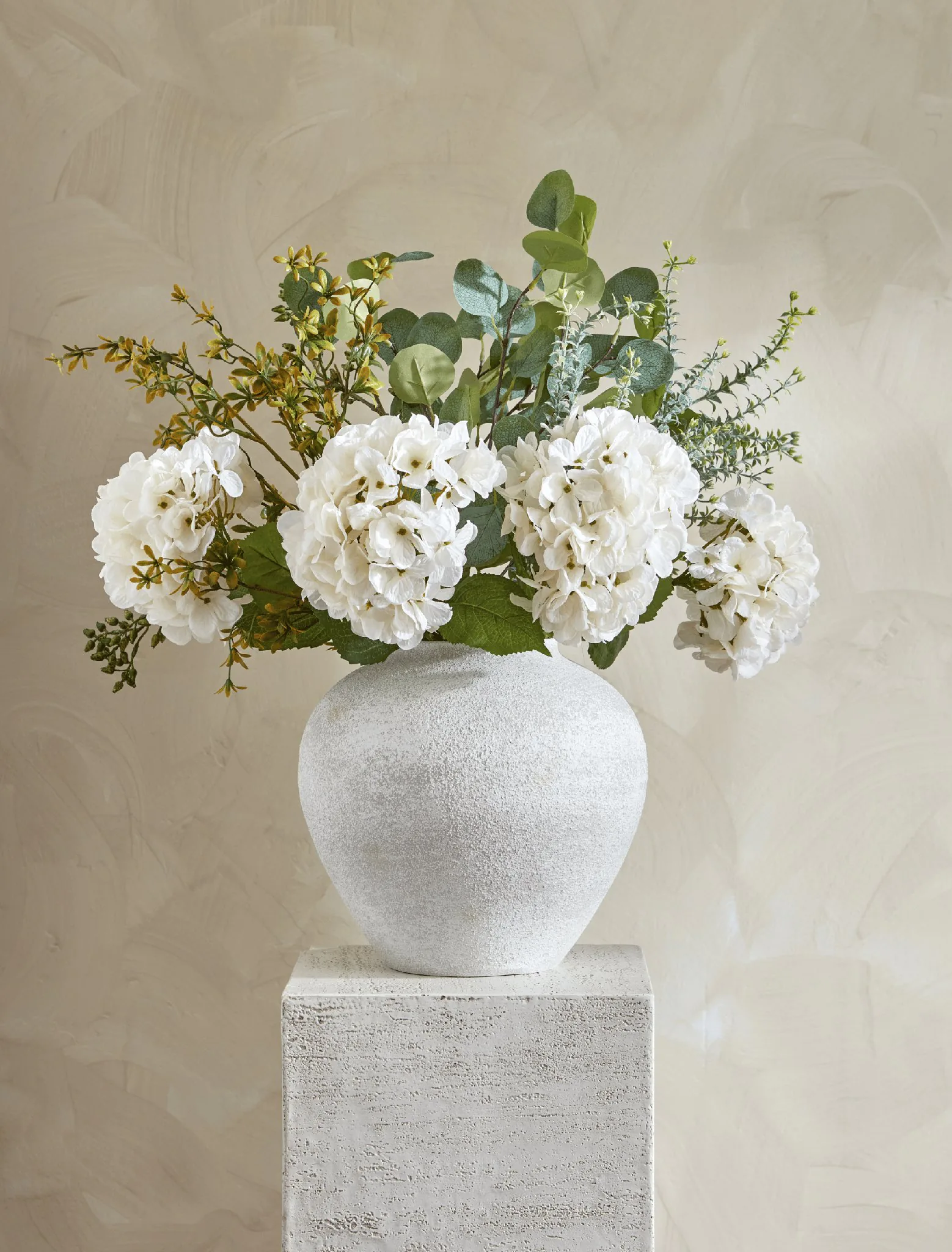 Lifelike Eucalyptus & White Hydrangea Faux Flower Arrangement, 28 Inch Silk Floral Centerpiece for Dining Table, Farmhouse Decor, No Watering Needed