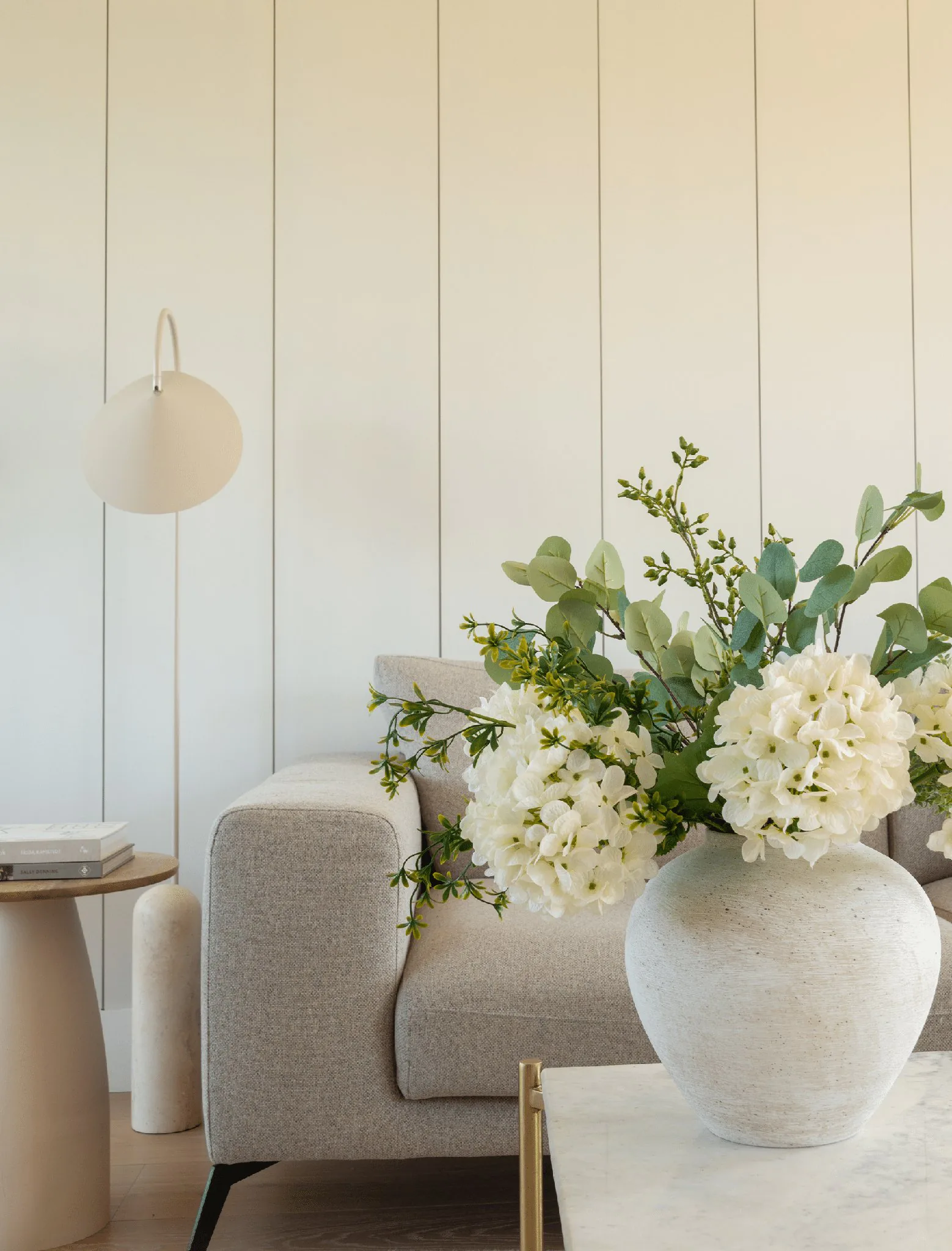 Lifelike Eucalyptus & White Hydrangea Faux Flower Arrangement, 28 Inch Silk Floral Centerpiece for Dining Table, Farmhouse Decor, No Watering Needed