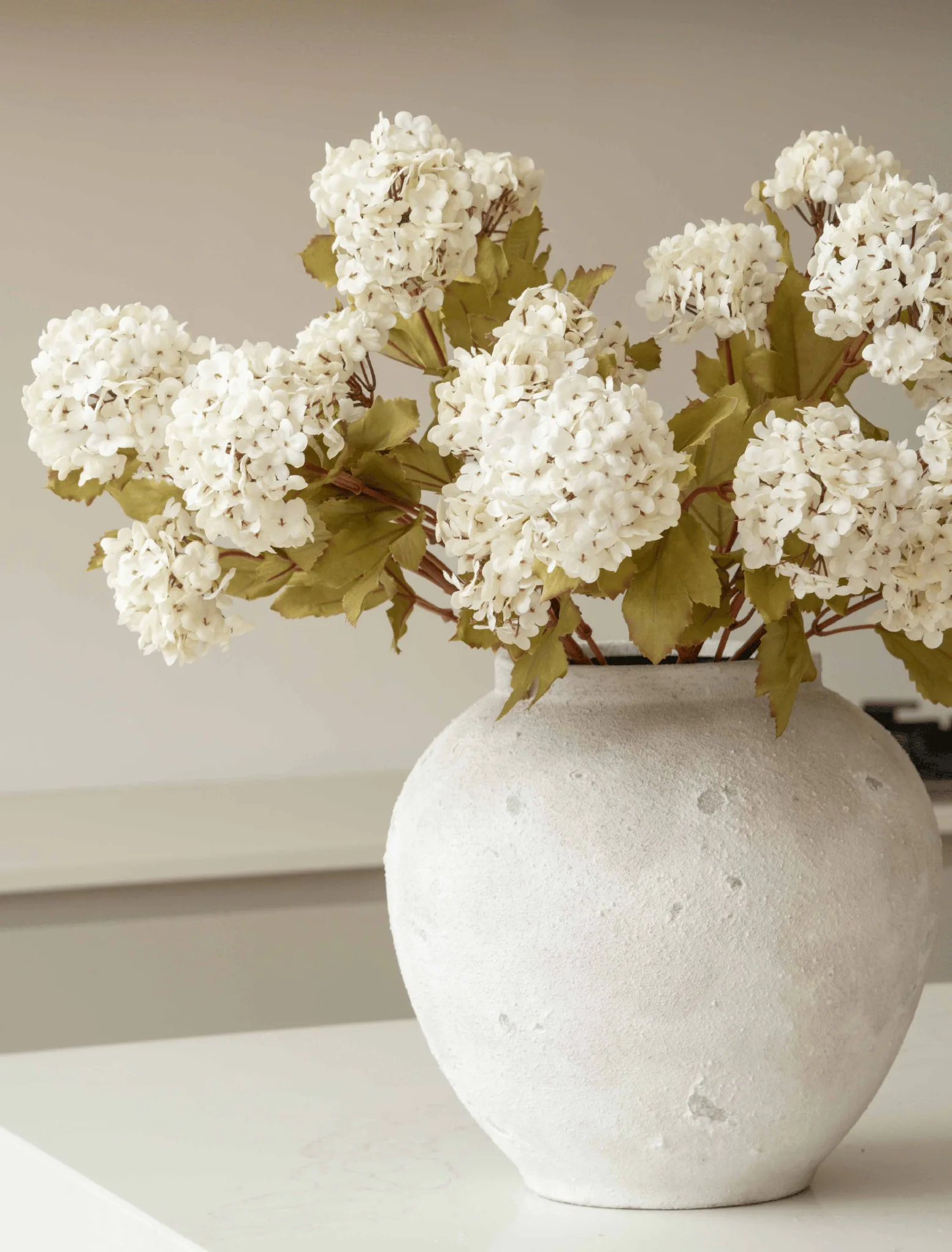 Lifelike White Viburnum Faux Flower Arrangement, 7 Stems Artificial Flowers for Living Room, Spring Decor, No Watering Needed Vase Not Included
