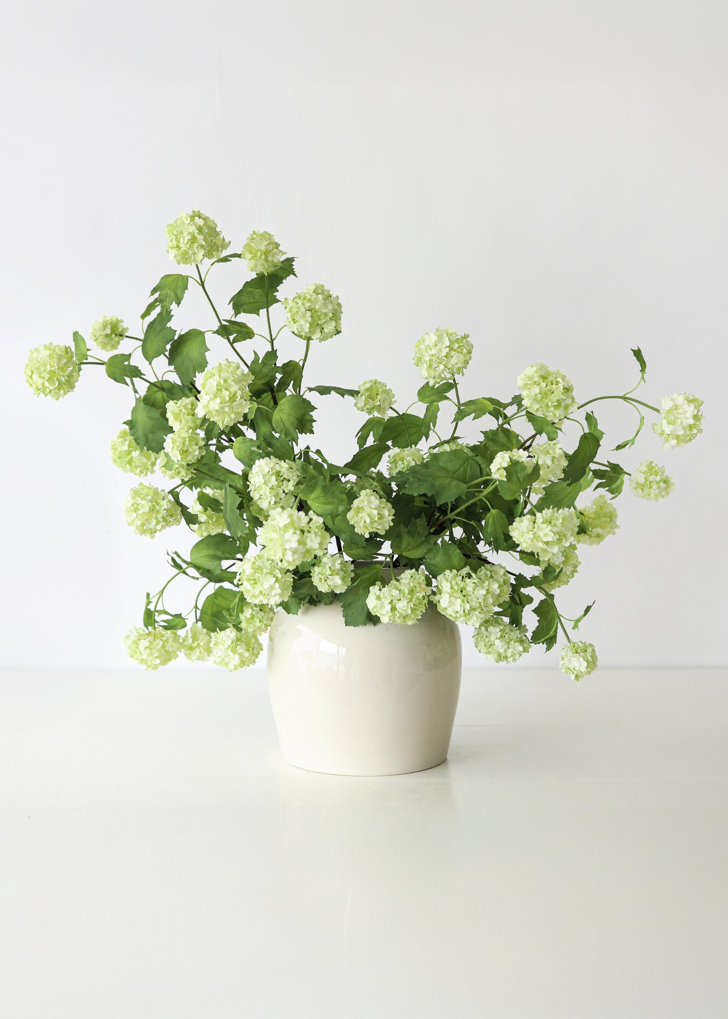 Lifelike Hydrangea Faux Flower Arrangement, 24 Inch Cream Green Artificial Flowers for Living Room Elegant Decor, No Watering Needed with Vase