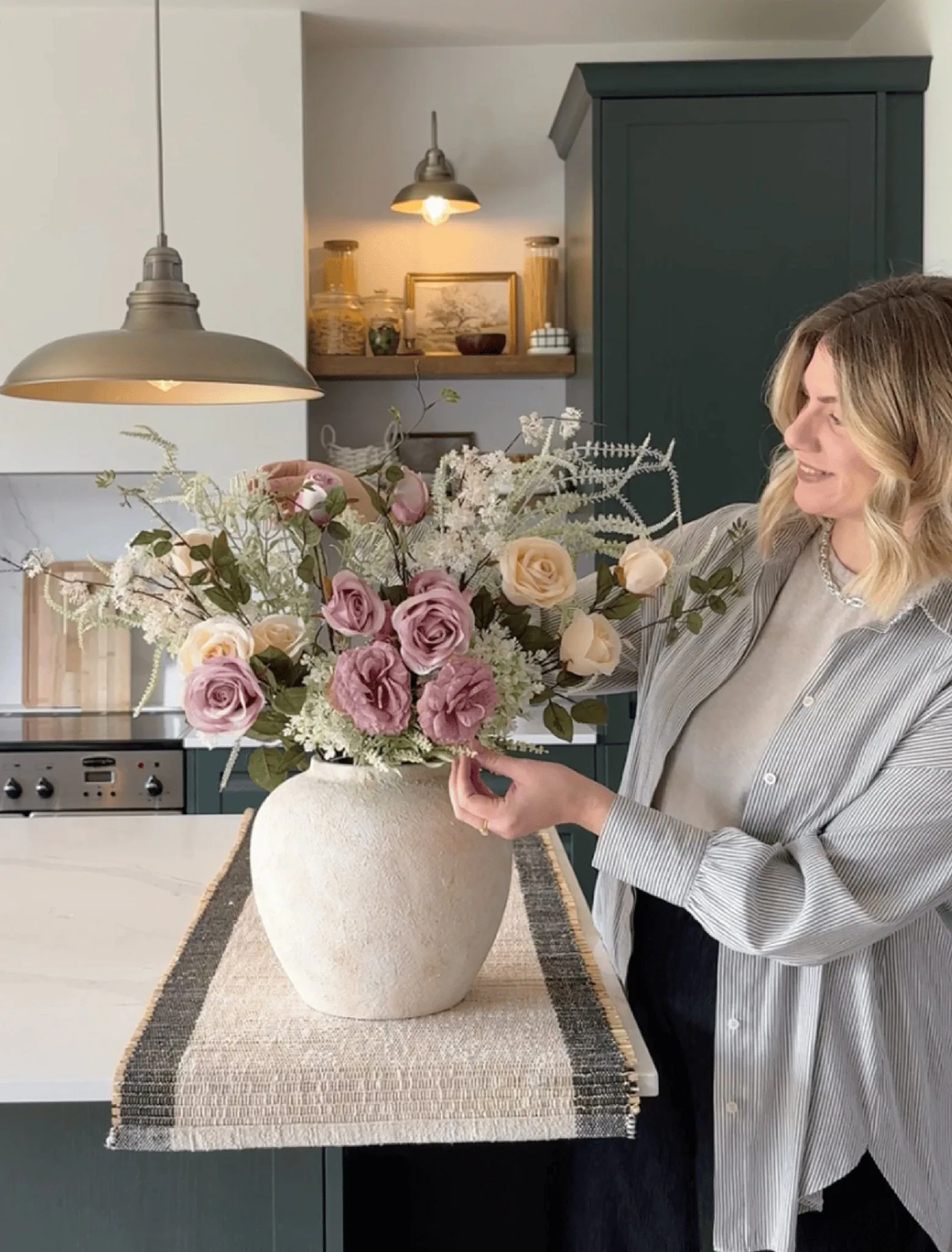 Lifelike Blush Rose Faux Flower Arrangement, 28 Inch Silk Floral for Living Room Spring Decor, Luxury Allergy Friendly No Watering Needed Vase Not