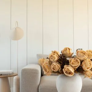 Lifelike Beige Rose Faux Flower Arrangement, 22 Inch Silk Floral Centerpiece for Living Room, Elegant Fall Decor, No Watering Needed Vase Not Included